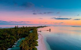 Canareef Resort Maldives 4*