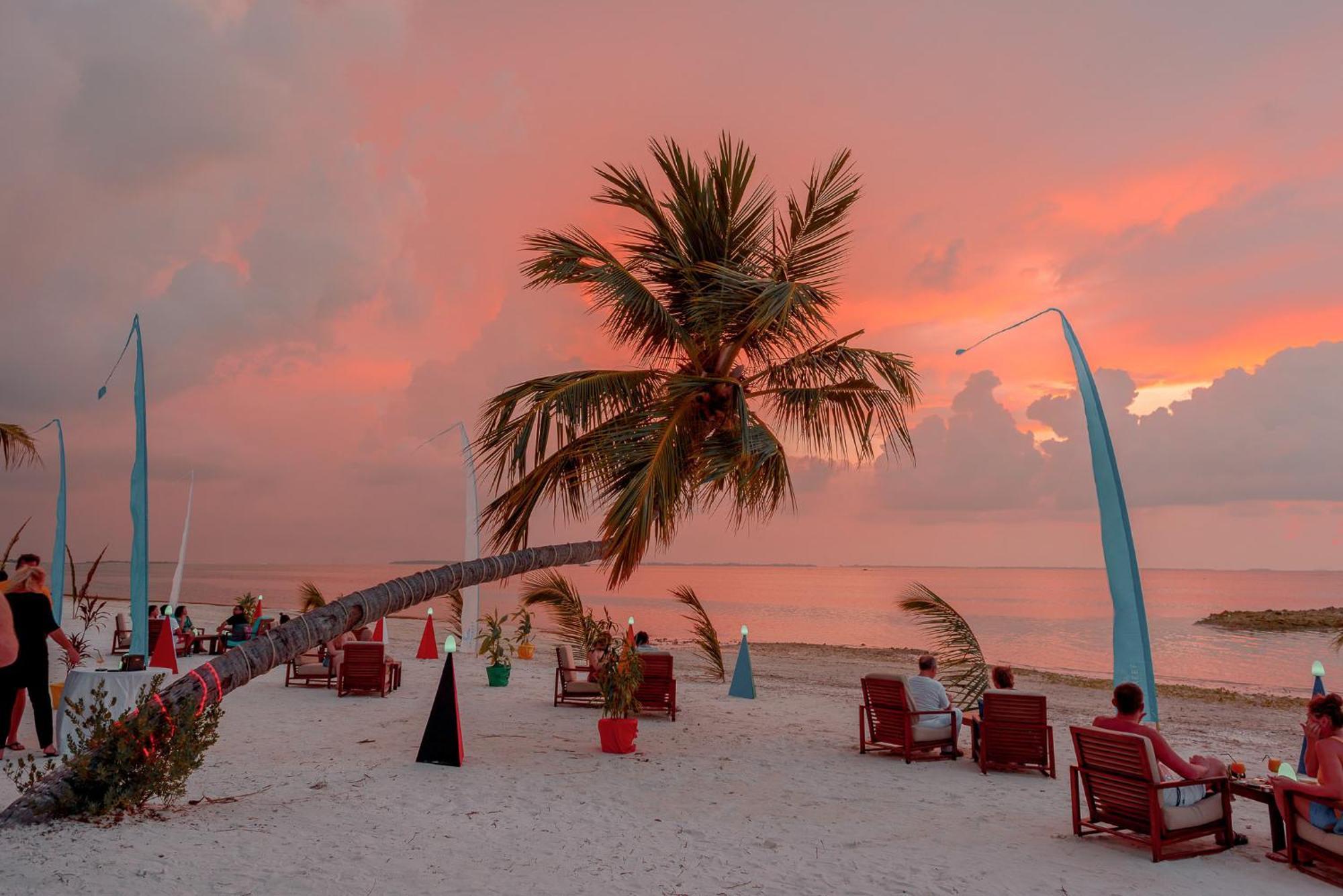 Canareef Resort Maldives Meedhoo  Exterior photo