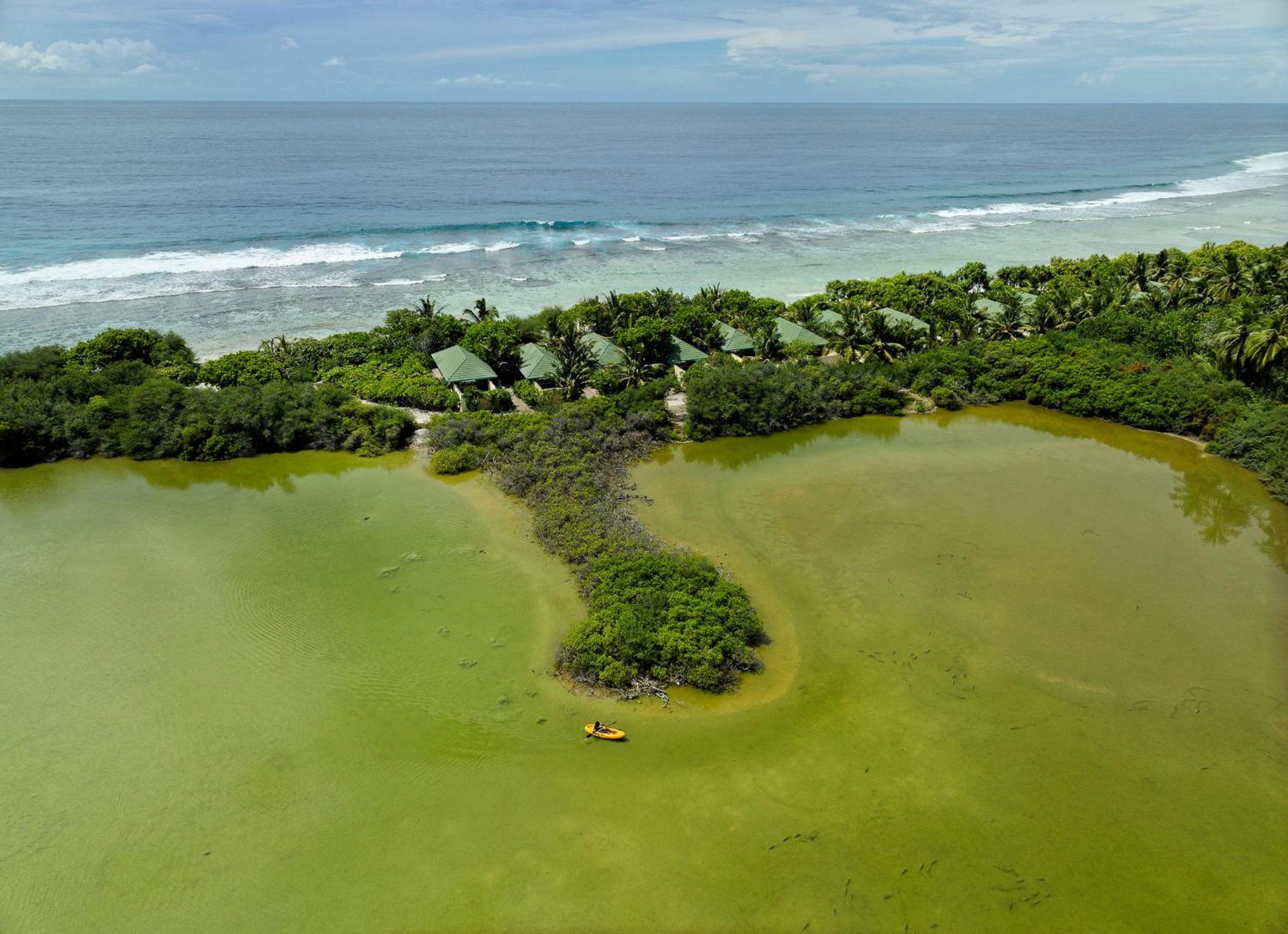 Canareef Resort Maldives Meedhoo  Exterior photo