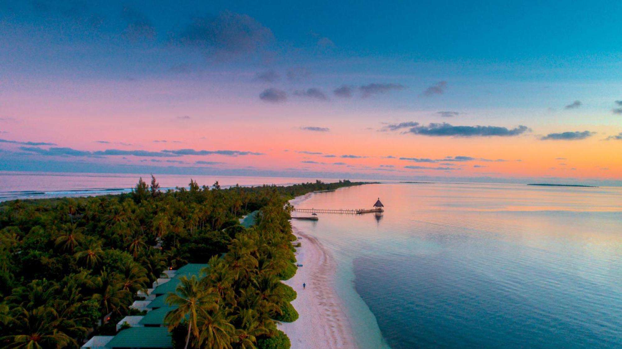 Canareef Resort Maldives Meedhoo  Exterior photo