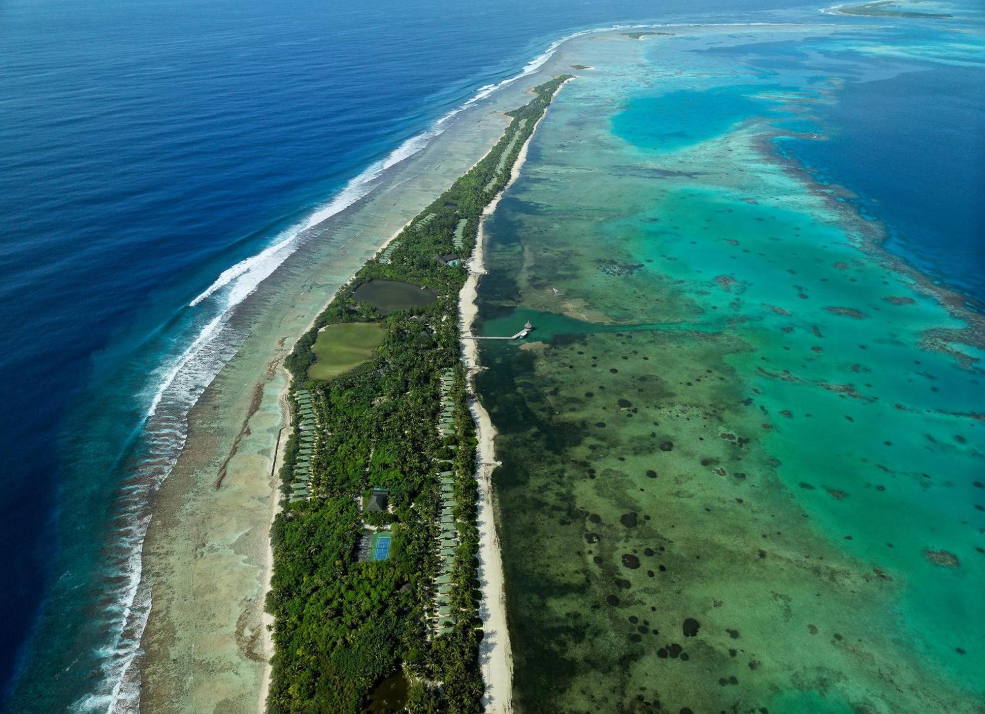 Canareef Resort Maldives Meedhoo  Exterior photo