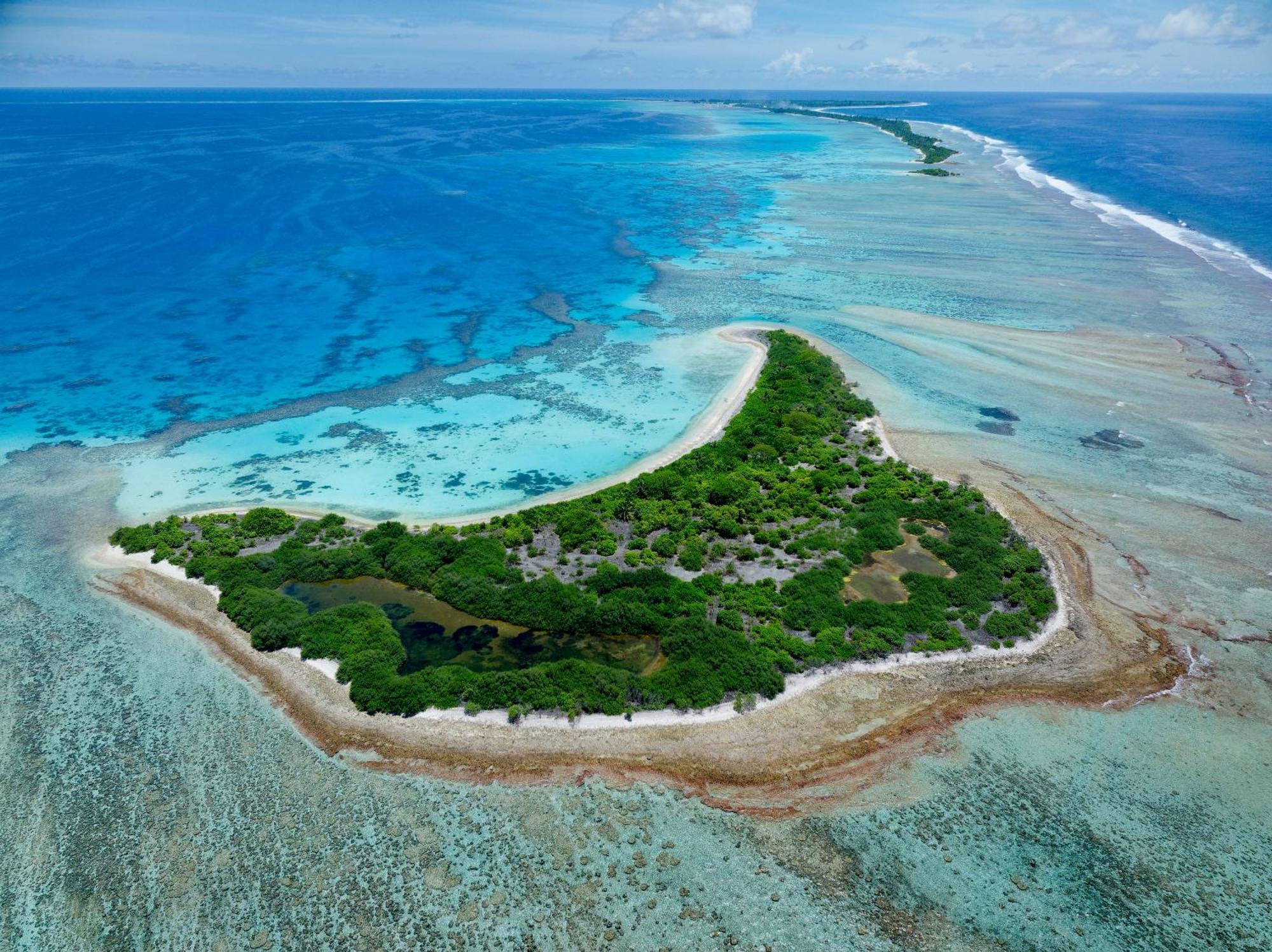 Canareef Resort Maldives Meedhoo  Exterior photo